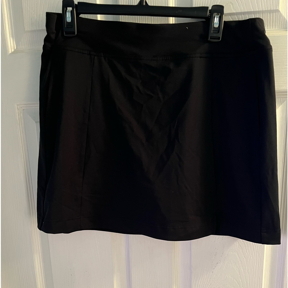 call away golf or tennis skirt with shorts size L